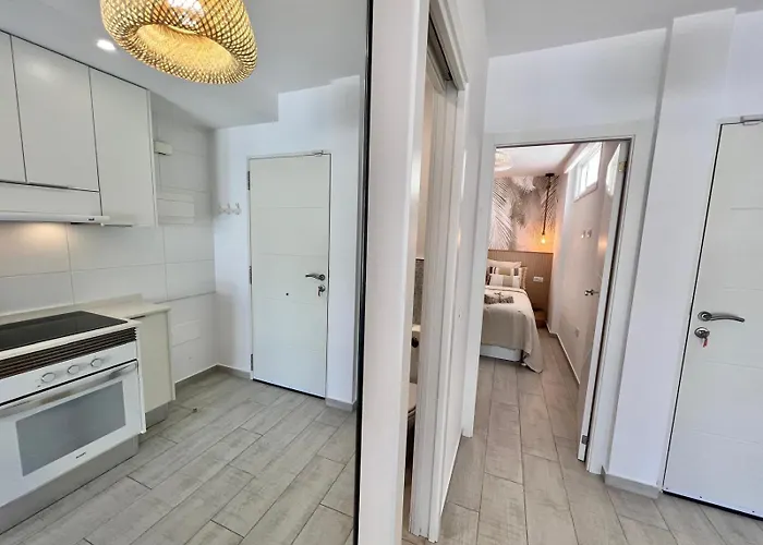 Happy Island アデヘ