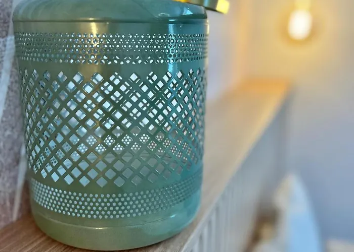 アパート Happy Island アデヘ